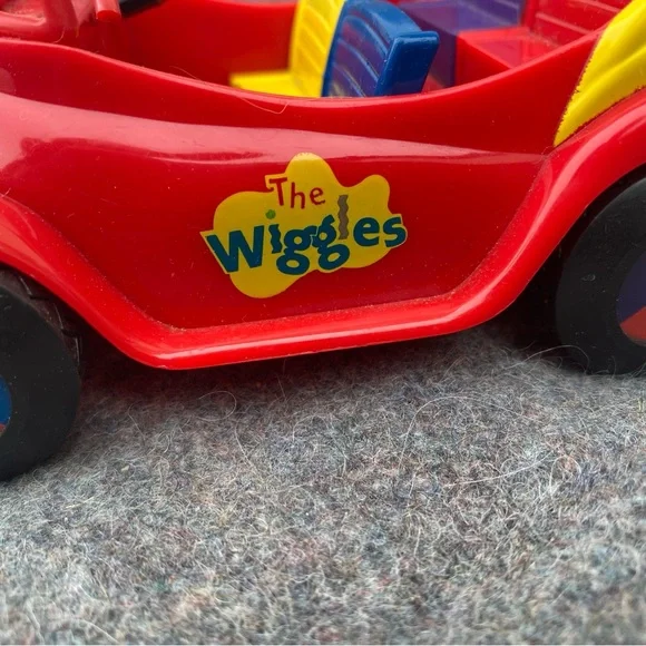 Wiggins Big Red Car Toy - Picture 9 of 10